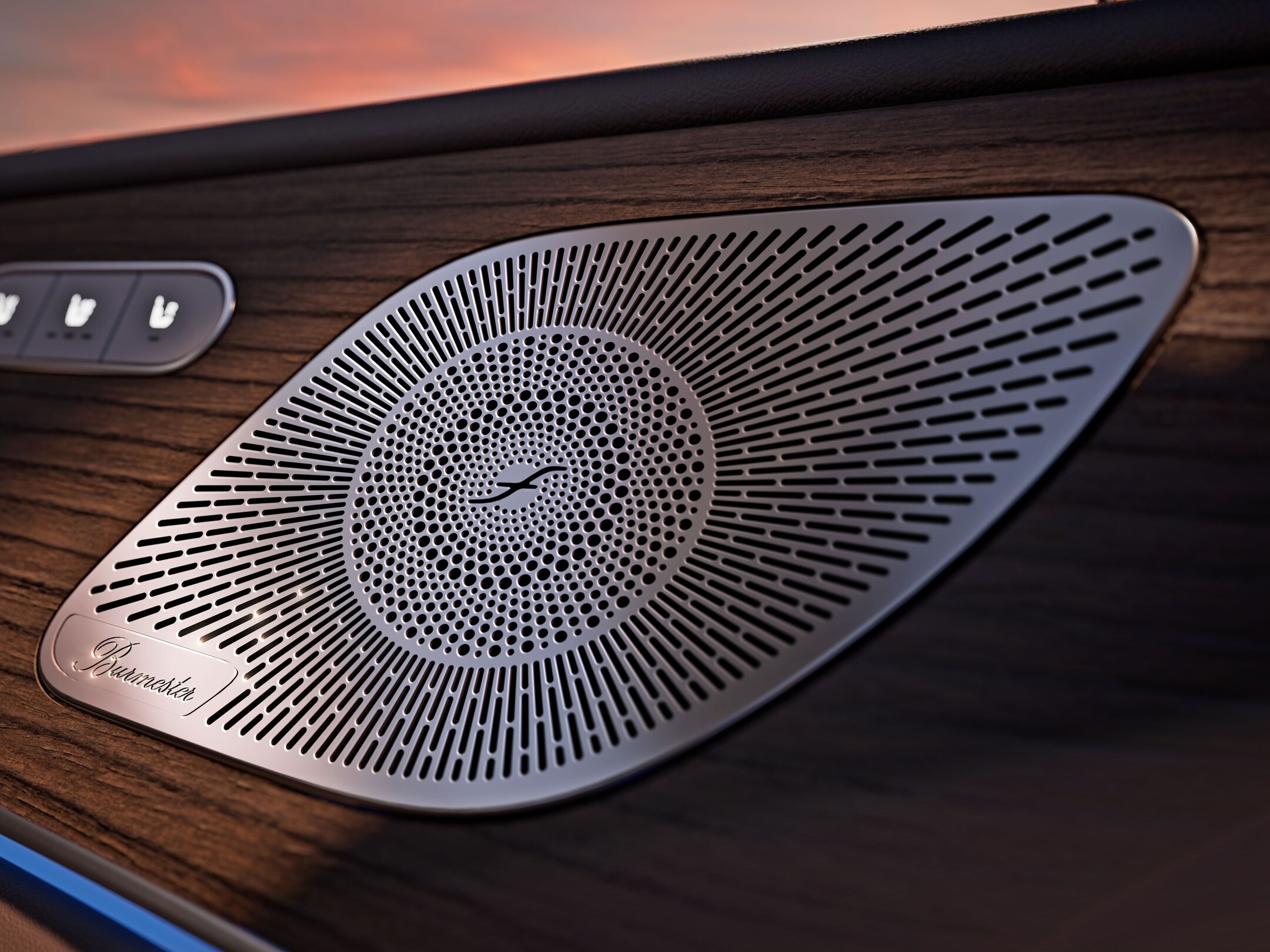 Burmester 스피커의 정교한 금속 디테일